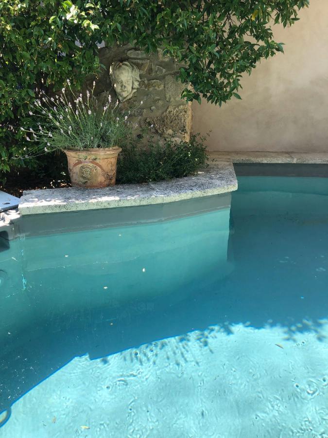 La Maison Blanche Uzes La Bastide-dʼEngras Kültér fotó